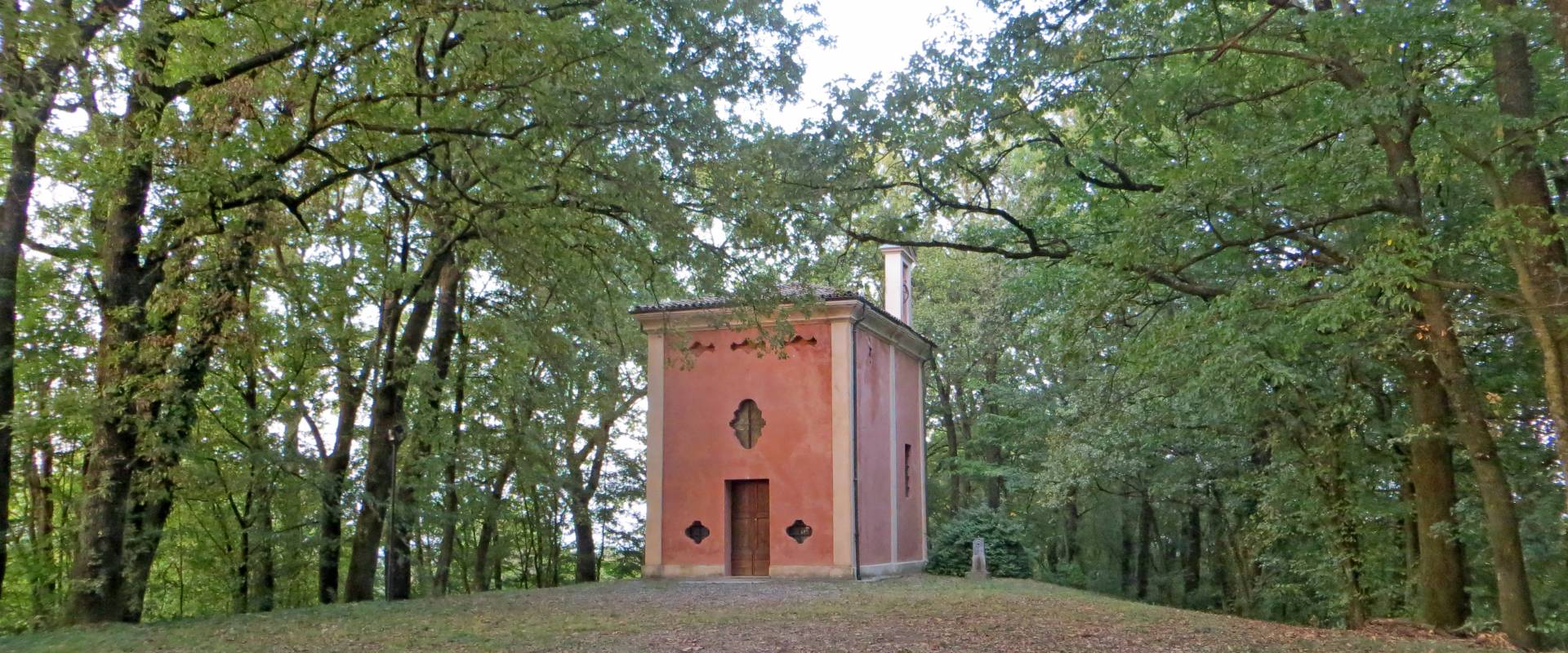 Oratorio della Beata Vergine (Castellaro, Sala Baganza) - facciata 1 2019-09-16 foto di Parma198